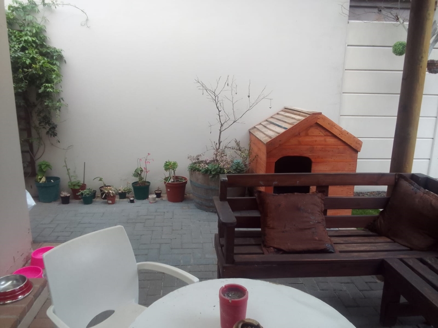 To Let 3 Bedroom Property for Rent in Parklands Western Cape
